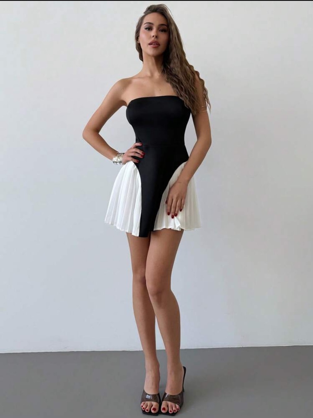 Strapless Black & White Pleated Mini Dress - Picture 4 of 6